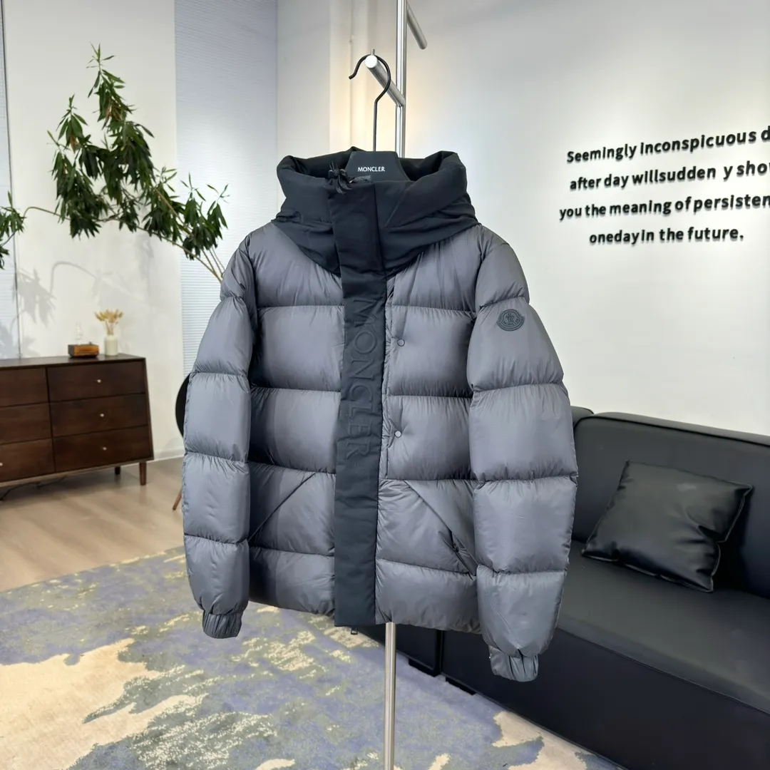 【Original 】Authentic 𝑴𝒐𝒏𝒄𝒍𝒆𝒓｜ / 𝟮𝟯𝒔𝒔 𝑴𝒂𝒅𝒆𝒊𝒓𝒂 / #074# 𝑺𝒊𝒛𝒆：𝟭# 𝟮# 𝟯# 𝟰# 𝟱# ：Black、 Gray